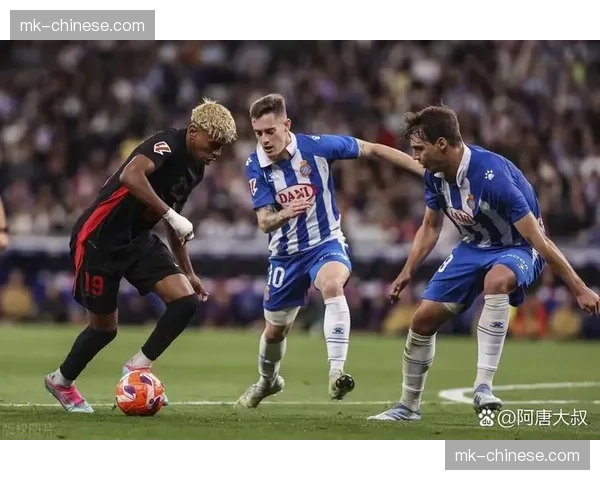 裁判索托-格拉多执法巴萨客场比赛战绩统计引关注