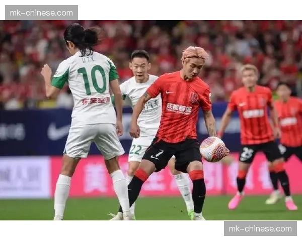 巧打时间差构建全天候足球盛宴：中超如何利用世界杯时差维持球迷热度