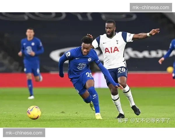 英超直播数据浮窗实时显示：切尔西上半场成功高位转换进攻次数达5次