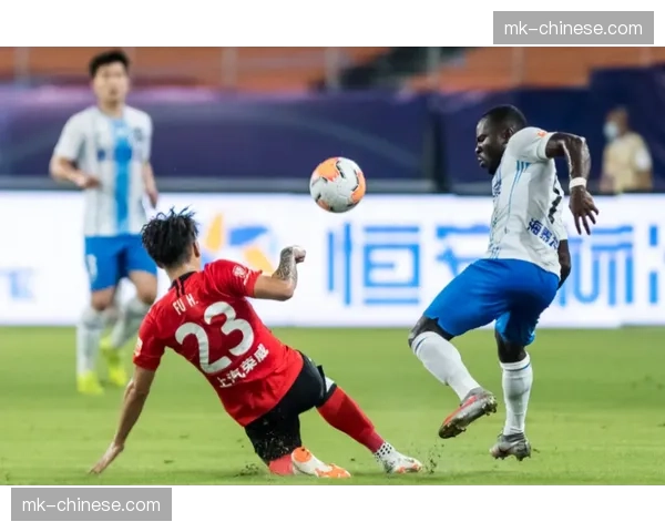 塞维利亚俱乐部前主席因财务违规案出庭，涉嫌挪用青训资金